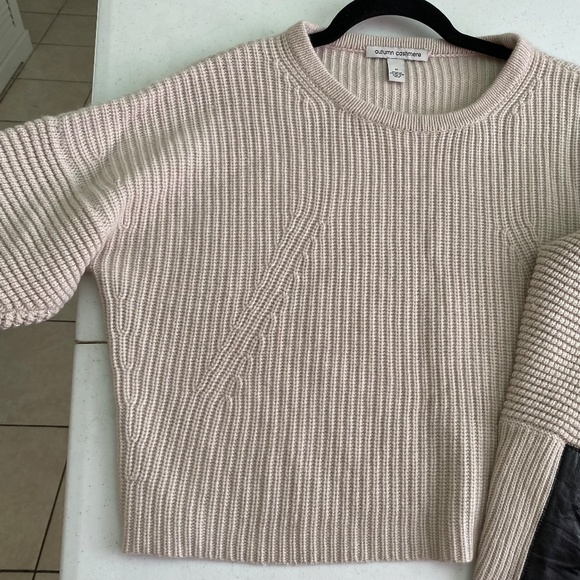 Autumn Cashmere boxy cropped sweater with lamb skin trim.  size M - Picture 8 of 11